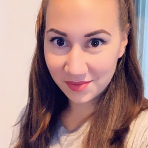 Meet your Posher, Karina